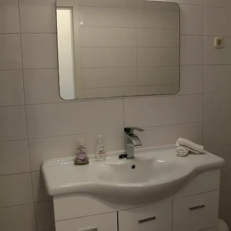 Konukevi Nikola Leko 3*