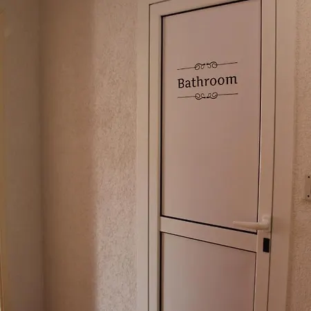 Nikola Leko Konukevi 3*