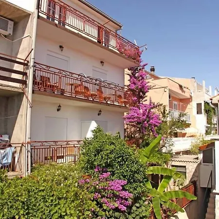 Nikola Leko Konukevi Hvar Town