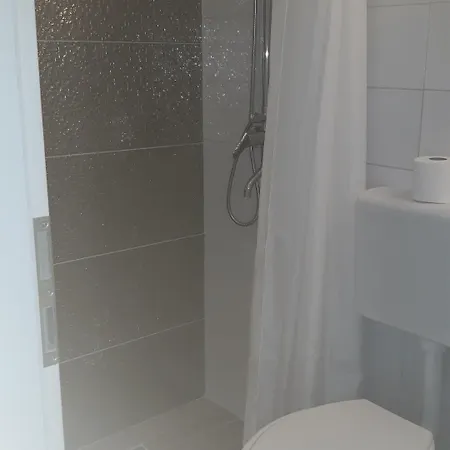 Nikola Leko Konukevi 3*