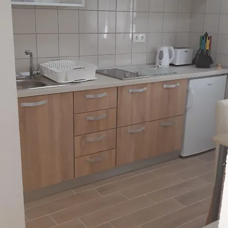 Nikola Leko Konukevi Hvar Town